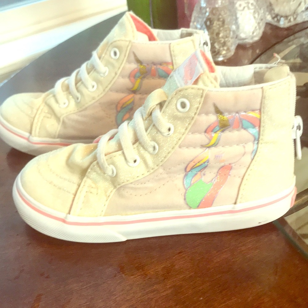 Vans tennis shoes girls toddler size US 9.5